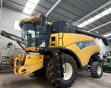 Imagen de COSECHADORA NEW HOLLAND CR9080